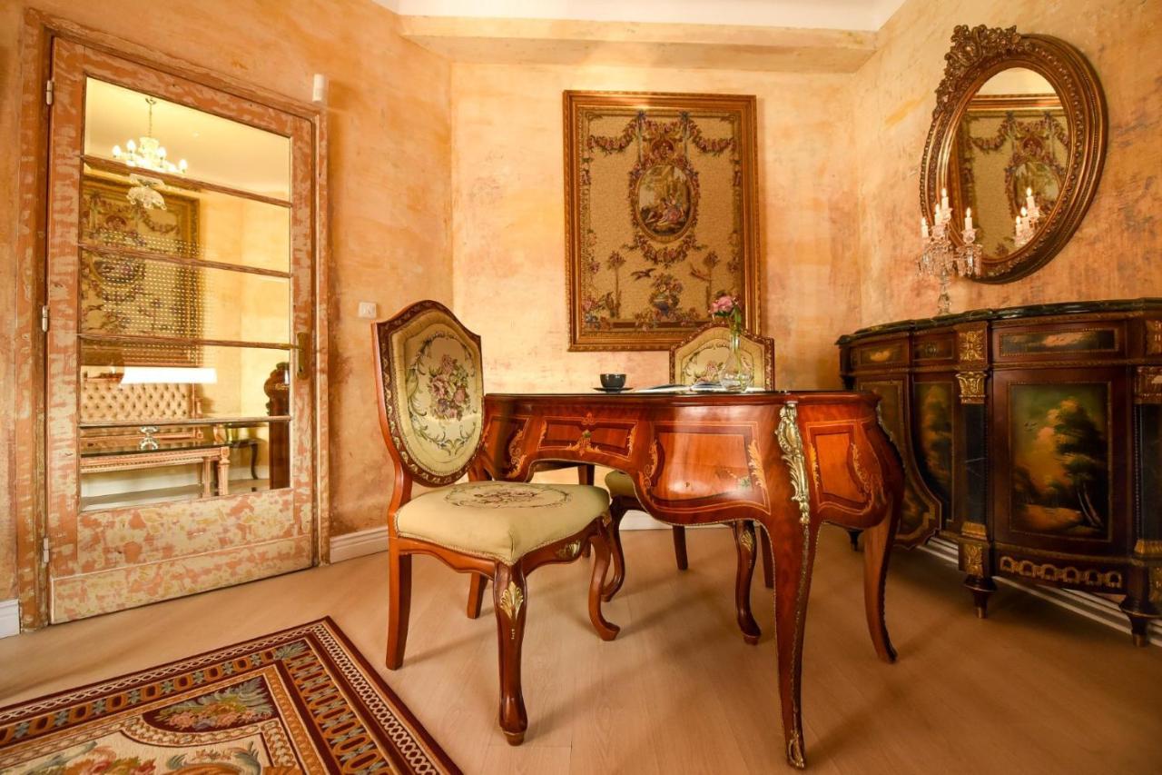 Baroque Splendor: Breathtaking Views & Design Bucareste Exterior foto