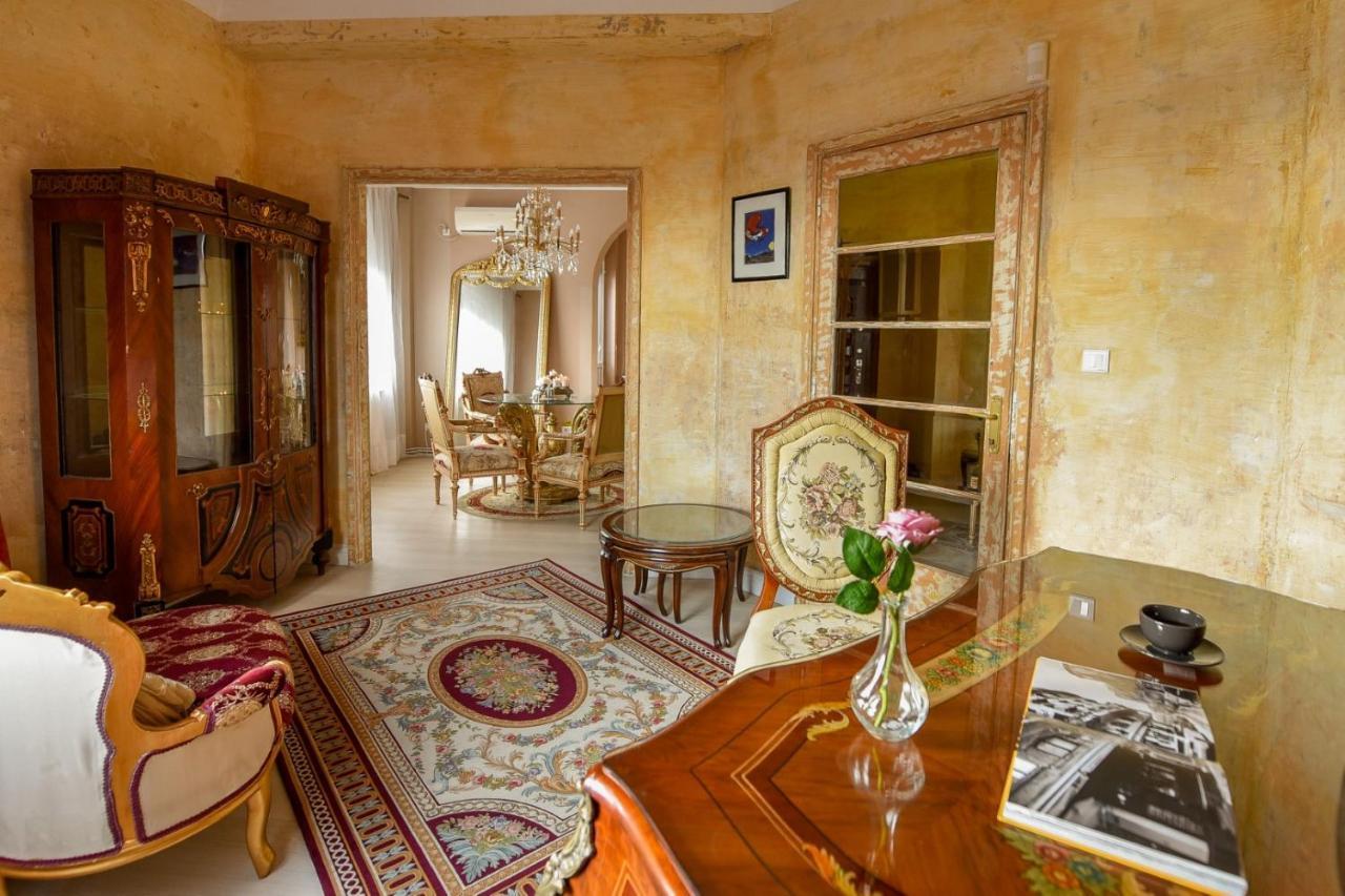 Baroque Splendor: Breathtaking Views & Design Bucareste Exterior foto