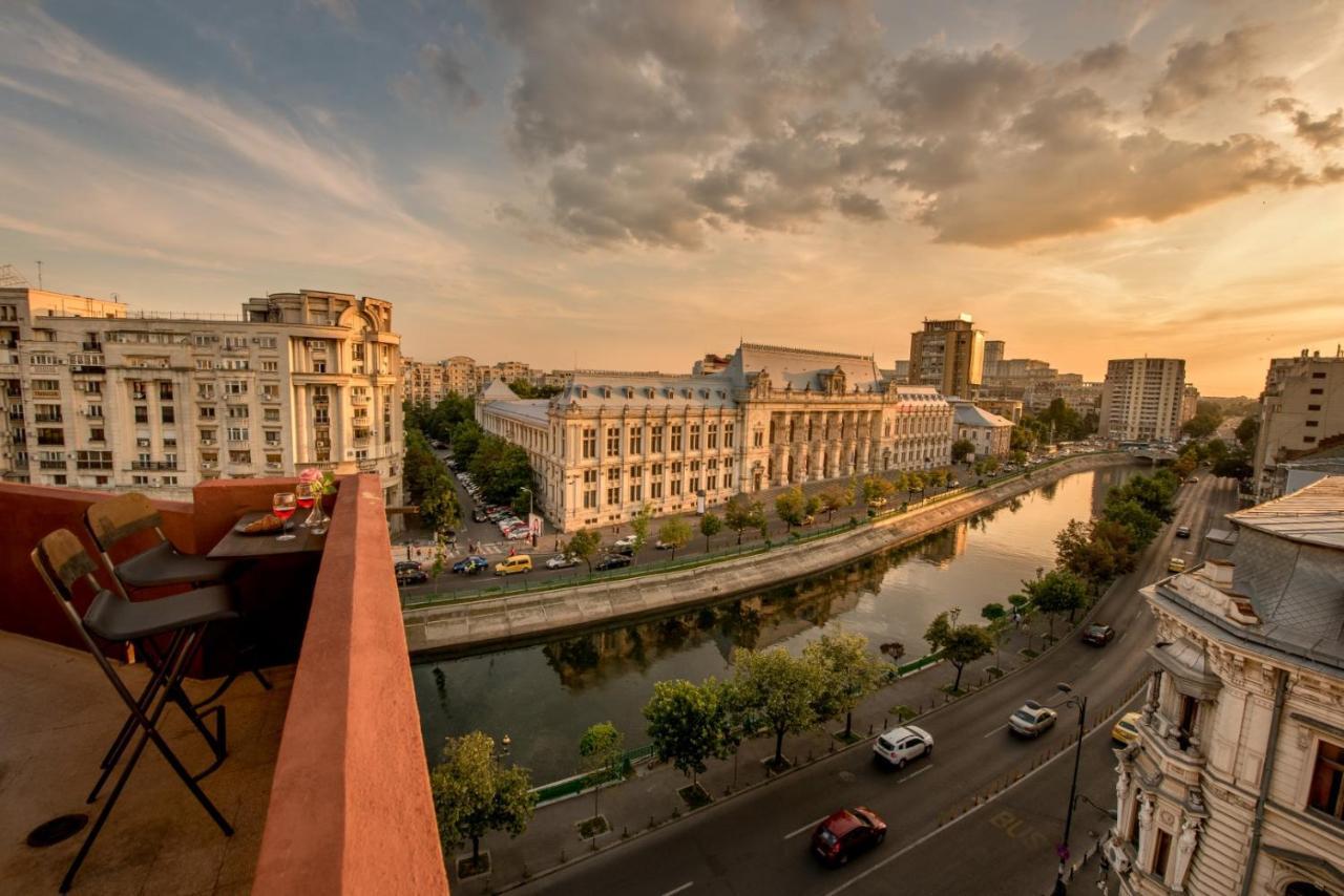 Baroque Splendor: Breathtaking Views & Design Bucareste Exterior foto